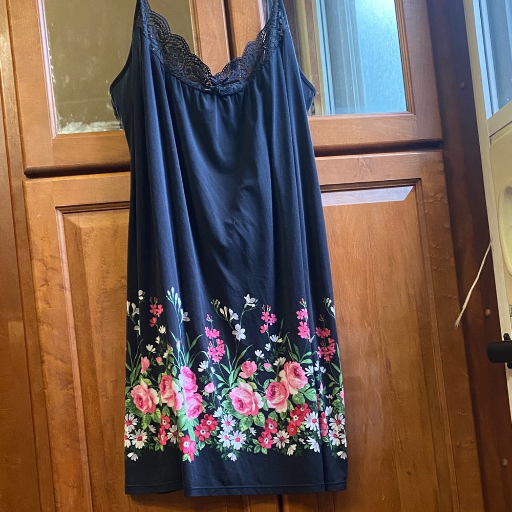 Morgan Taylor Black Floral XL Chemise / Nightgown with Lace Dark Romance